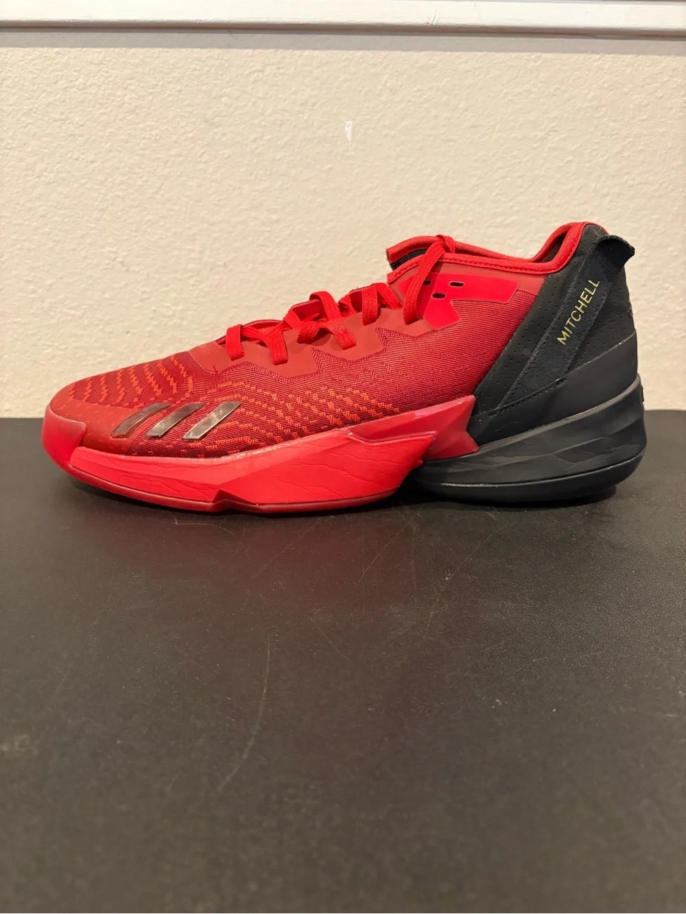 Adidas DON Issue 4 Basketball Shoes Red GX6886 Donovan Mitchell Mens Size 14.5